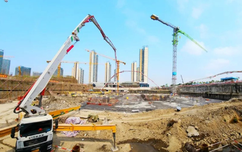 皇家国际泵车“团建”珠海横琴科学城！