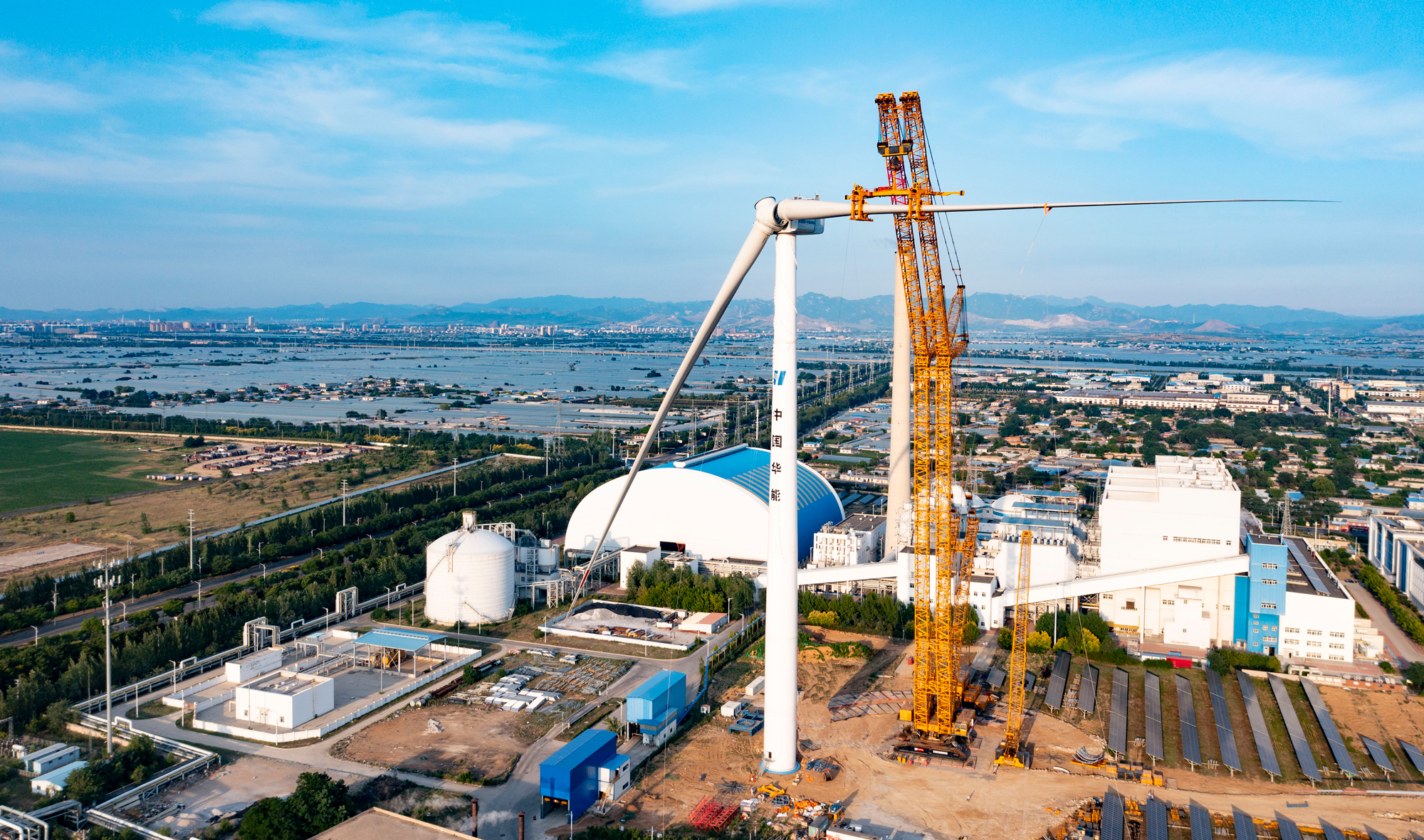 4000吨级履带起沉机海优势电首秀！皇家国际新成就达成（√）