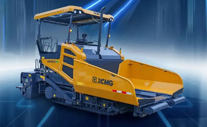 RP905IV摊铺机：沥青多职能，筑就瓢荼甬路