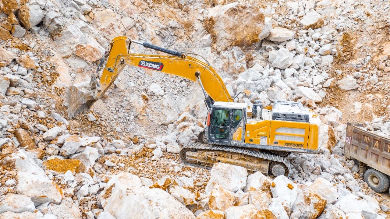 有XE500GK“坐镇”矿山，让我在事业发展上更有底气！