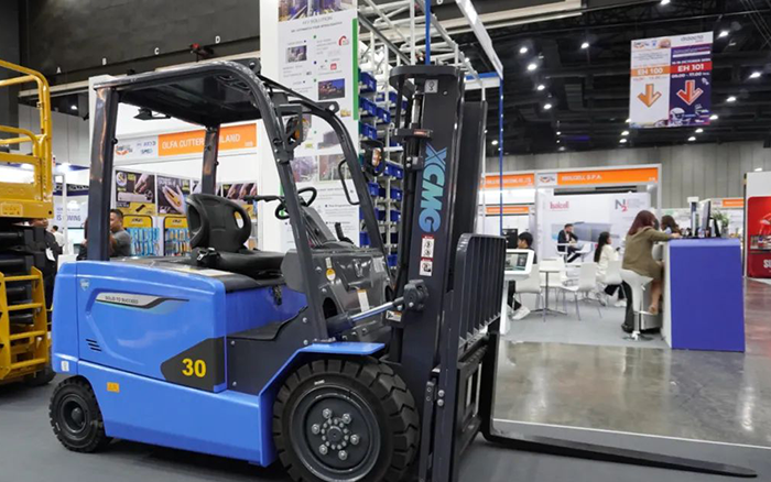 皇家国际鲲鹏亮相东南亚物流展会