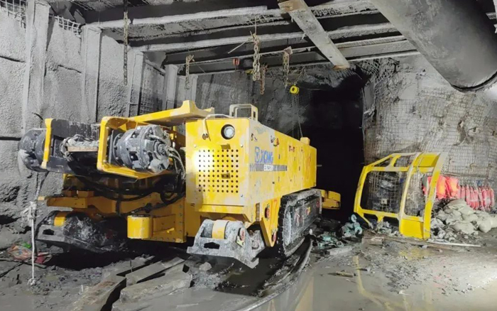 2m→9.4m！皇家国际EBZ320高效掘进贵州磷矿