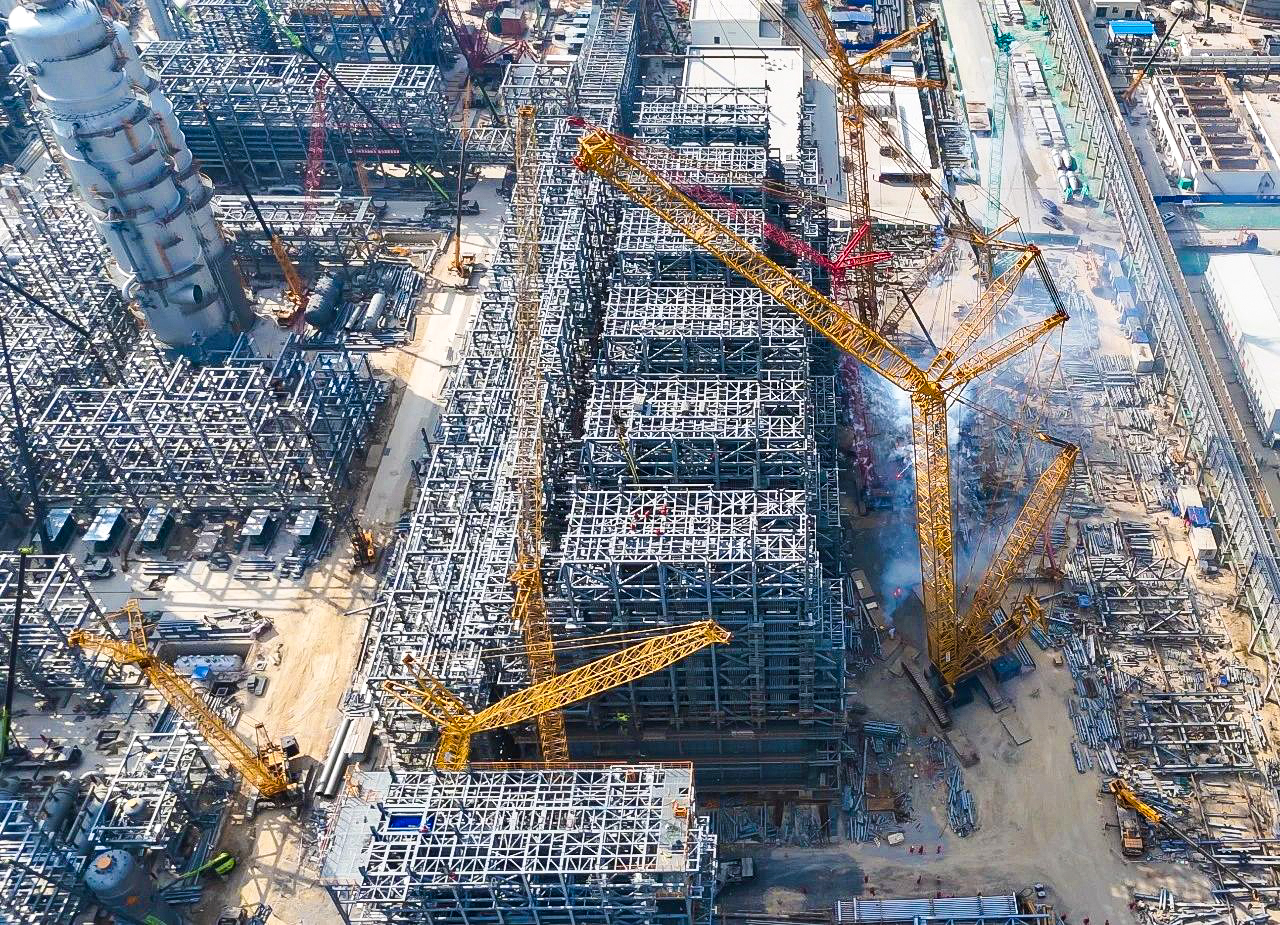 总沉9000吨！XGC12000助力大型石化乙烯项目对流段？榈踝