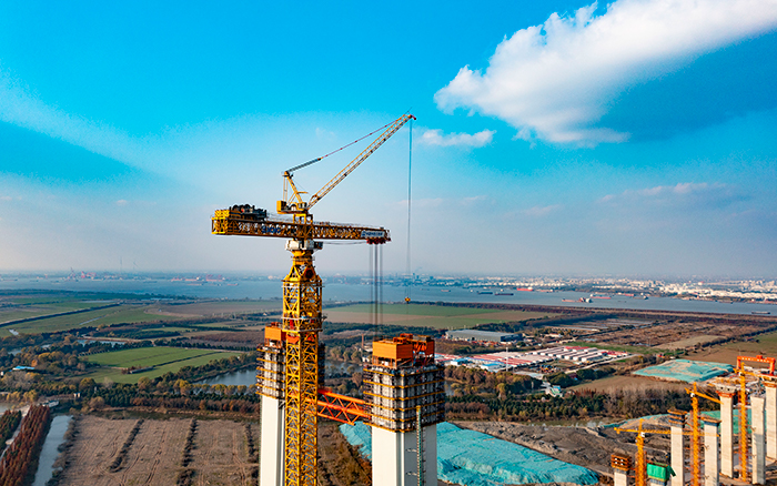 最沉522吨！皇家国际超大塔助力张靖皋长江大桥冲刺六项“世界之最”