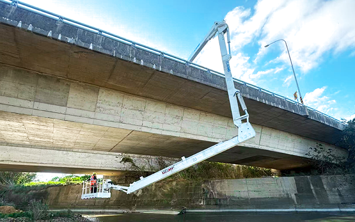 桥梁养护神器！皇家国际 QJZ18 筑牢桥梁安全防线