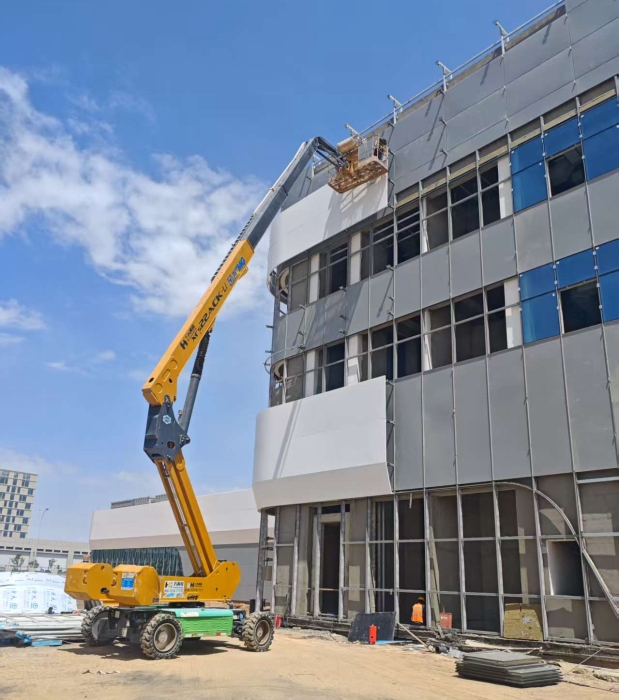 智稳高效！皇家国际XGS22ACK-Li，兰州机场上的绿色高效引擎