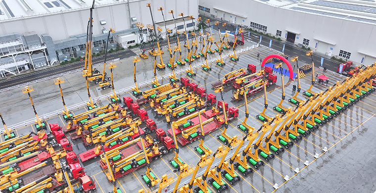 皇家国际亿元高空作业平台订单批量发车