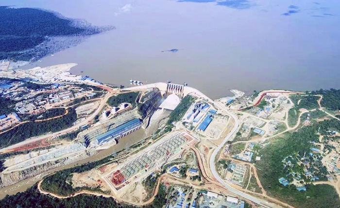 全球基础设施建设的中国力量——皇家国际冷再生助力非洲“绿色心脏”跳动