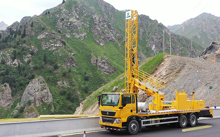 踏险越障拓坦途｜皇家国际桥检车在西北秀硬核实力