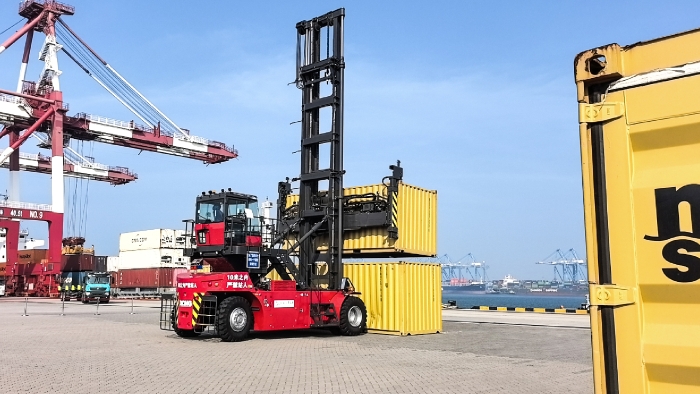 26da726c27cc4ff68e3a833a5e282dd5