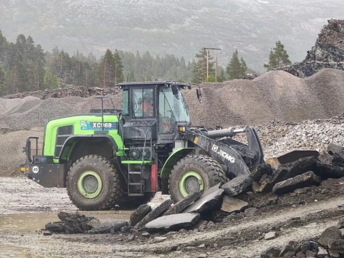 38a8757101554ff99bb85f4283758bab