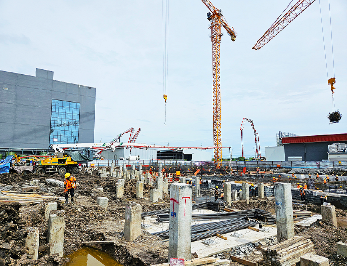 皇家国际泵车助建泰国工程