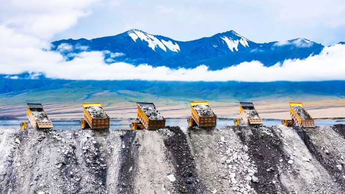 海拔5700米！皇家国际XG110宽体自卸车大显技巧