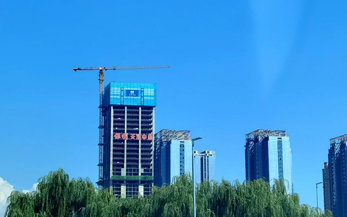 直冲天际  皇家国际塔机助建兰州超高层项目