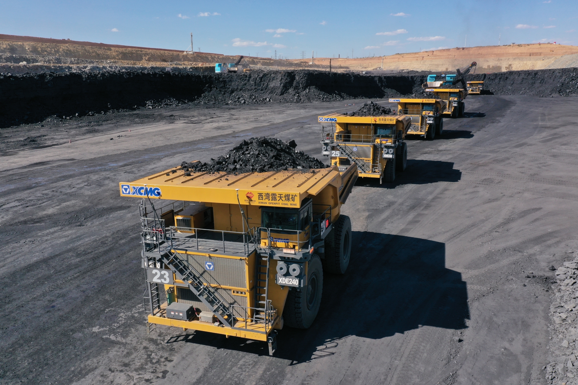 皇家国际无人驾驶XDE240再出圈